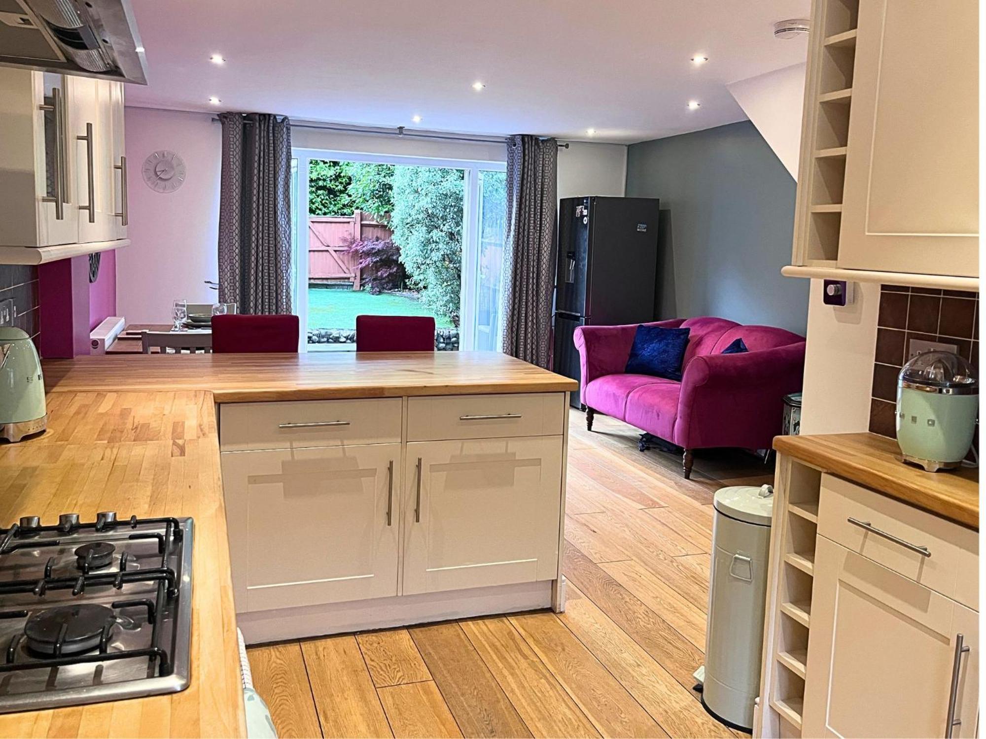 Jekyll'S On Hyde - Spacious Town House - Central Winchester - Free Parking, Sleeps 5 - By Xplus Stays Eksteriør bilde