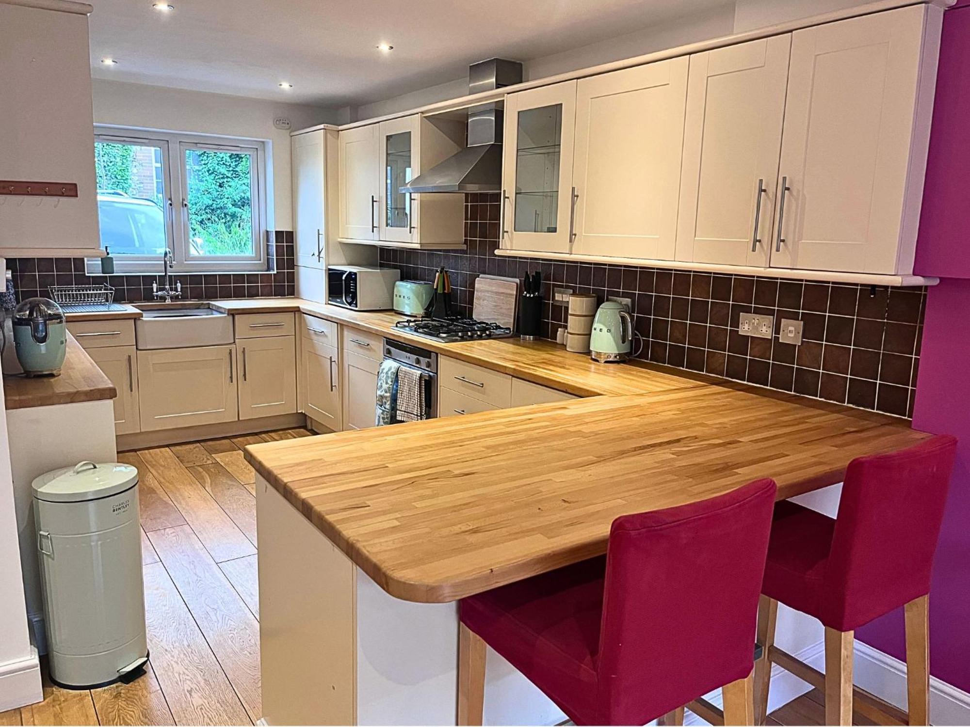 Jekyll'S On Hyde - Spacious Town House - Central Winchester - Free Parking, Sleeps 5 - By Xplus Stays Eksteriør bilde